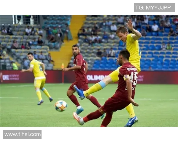 克卢日与特拉维夫马的精彩对决揭示足球战术与团队协作的魅力